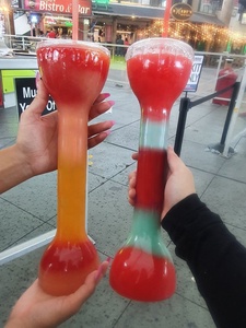 Bicchieri Novità da 24/32 oz per Festival e Carnevale, Bicchieri Puppy Slushi, Bicchieri SLushie a Forma di Manubrio con Cinturino - Product Image 4