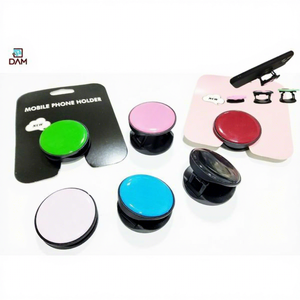 Support de téléphone portable pliable DAM à anneau adhésif télescopique en silicone monocolore pour tableau de bord de voiture - Product Image 1