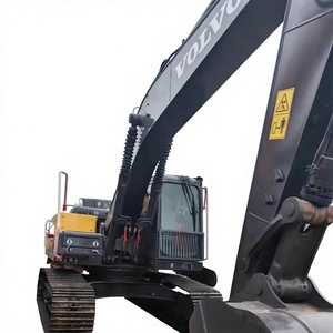 Excavadora de cadenas Volvo EC210 usada original de China, 21 toneladas, modelo 2016, con bomba PLC y componentes de motor y caja de cambios, cucharón de 0.92M - Product Image 1