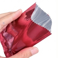 Bolsa de Plástico Metálica Roja con Sello Central para Tarjetas Coleccionables, Paquete de Cartas Misteriosas, Venta al Por Mayor