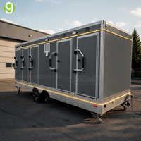 Toilettes portables Goeasy avec escalier d'accès pliable, structure robuste pour remorque de toilettes mobiles d'extérieur