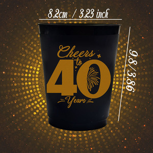Acclamations à <span class=keywords><strong>40</strong></span> <span class=keywords><strong>ans</strong></span> 12OZ tasse de fête en plastique noir et or stade verres à liqueur 40e anniversaire décoration hommes et femmes anniversaire - Product Image 4