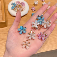 Vente en gros mini épingles à cheveux en alliage résine nœud petites fleurs pinces à cheveux accessoires de cheveux élégants et élégants
