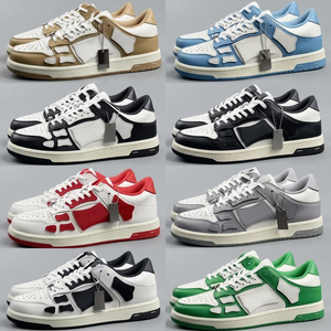 Chaussures décontractées basses de luxe pour hommes, de créateur, perforées, en EVA souple, légères, respirantes et antidérapantes pour la marche - Product Image 3