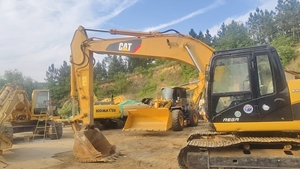 Excavadora de cadenas diésel hidráulica Caterpillar 320C usada original, en excelentes condiciones de funcionamiento, precio competitivo, en venta. - Product Image 2
