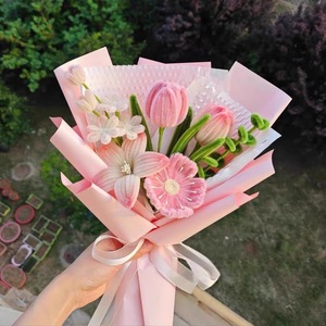 Ramo de <span class=keywords><strong>Tulipanes</strong></span> y Rosas de Ganchillo Hechos a Mano, Flores Artificiales, Regalo para el Día de la Madre, San Valentín, Graduación - Product Image 5