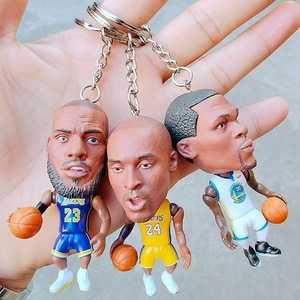 PVC hình sống động như thật <span class=keywords><strong>NBA</strong></span> cầu thủ bóng rổ mini nhựa con số Keychain Lowry Kobe chiến binh cà ri Durant Lakers James Keychain - Product Image 6