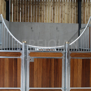 صندوق قابل للتخصيص للحصان المجلفن 4 م مع سقف كشك حصان مجلفن جاهز الصنع متين عالي الجودة - Product Image 5