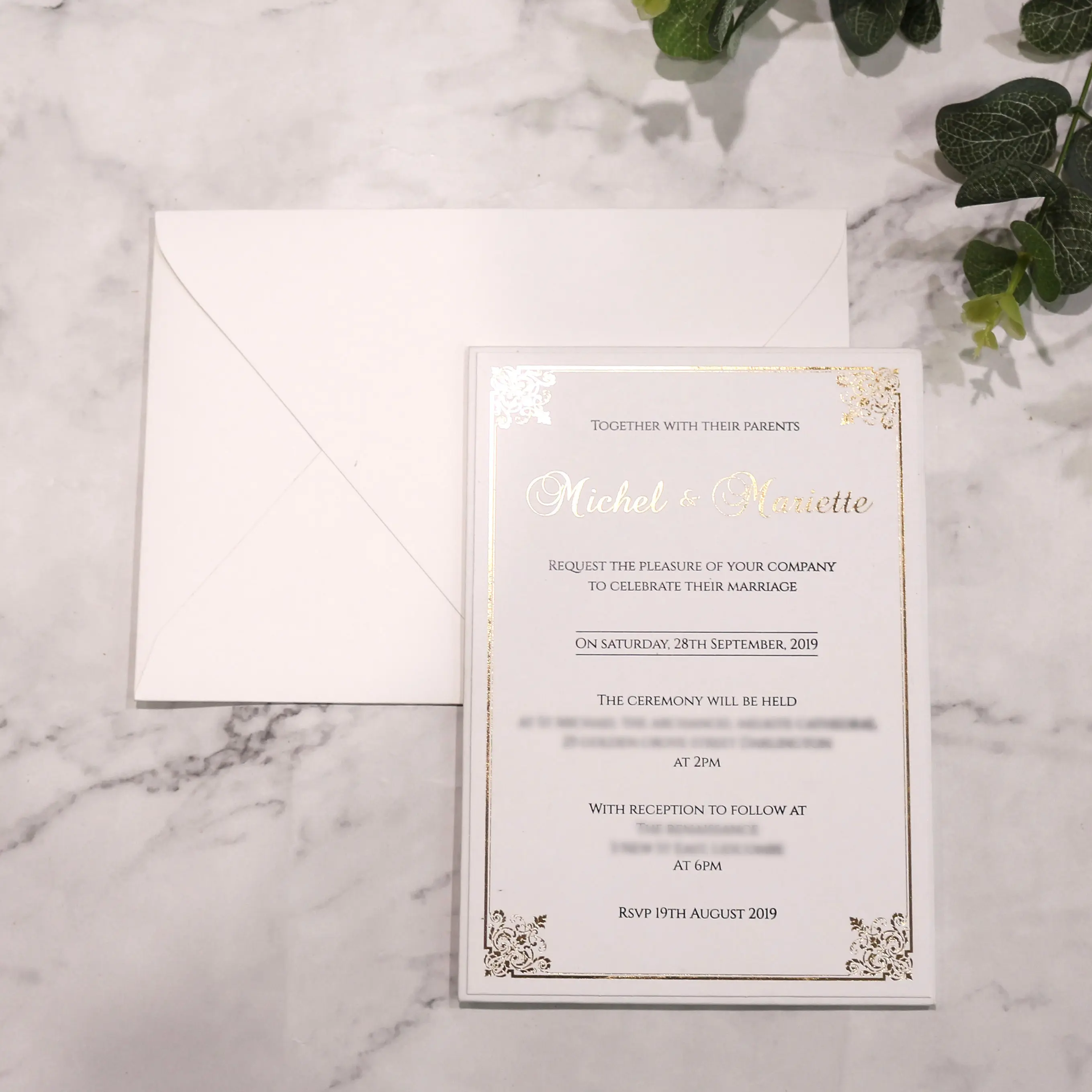 Inviti di nozze con copertina rigida in carta personalizzata con Design tascabile e scritta in lamina d'oro