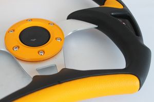 Volante Universale Sportivo TRAPLY 320mm in PU per Golf Cart - Product Image 5