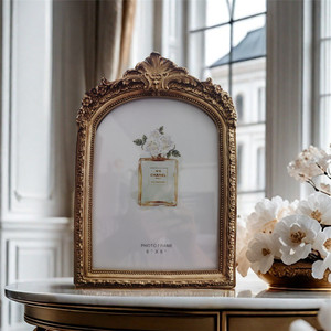 <span class=keywords><strong>Cornice</strong></span> Portafoto in Resina Dorata Stile Retrò Europeo con <span class=keywords><strong>Supporto</strong></span> <span class=keywords><strong>per</strong></span> Appendere a Parete <span class=keywords><strong>per</strong></span> Casa, Matrimoni ed Esposizioni Artistiche - Product Image 5