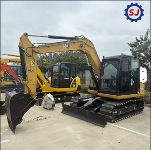Excavatrice sur chenilles CAT 308E2 de 3 tonnes avec godet hydraulique pour la construction et les travaux de terrassement - Product Image 4