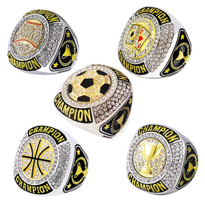 هدية مخصصة لجائزة بطل الحلبة الفائز بالجائزة MVP Collectible لكرة القدم - Product Image 4