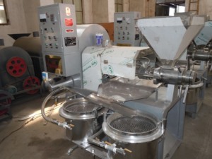 Machine d'extraction d'huile de <span class=keywords><strong>CBD</strong></span> / Machine <span class=keywords><strong>à</strong></span> presser l'huile de germes / Machine <span class=keywords><strong>à</strong></span> presser l'huile <span class=keywords><strong>à</strong></span> vis froide - Product Image 6