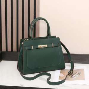 "Sac fourre-tout en cuir de vachette de luxe pour femmes avec fermeture à glissière et doublure en polyester" - Product Image 5