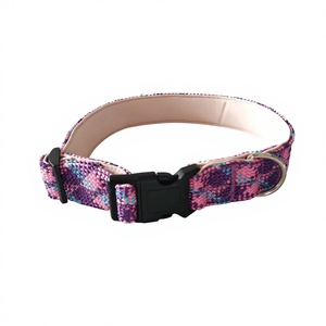 Collar Ajustable de Nailon Resistente para Perros - Cómodo y Elegante para Perros Pequeños y Grandes - Product Image 3