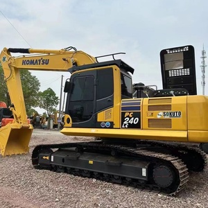 Excavatrice sur chenilles Komatsu PC240 d'occasion (PC240LC-8/PC240LC-8M0) modèle 2023, 24 tonnes, moteur et pompe à vendre - Product Image 2