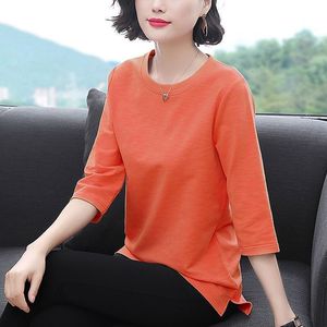 Women's Orange Three-Quarter Sleeve Loose Fit T-Shirt Plus Size Solid Color Casual Top for Middle-Aged Mothers - Product Image 1