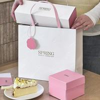 Maßgefertigte Geprägte Bäckerei-Geschenkbox-Set, Lange 4-Fach Madeleine-Kuchenbox, Quadratische Mousse-Dessertbox mit Passender Papiertüte