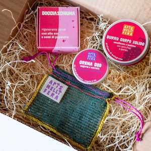 Coffret de soins de voyage APTS MELLIFERA avec exfoliant au beurre de karité pour le corps, adultes, cosmétique bio - Product Image 1