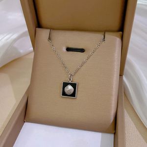 Wholesale Titanium Steel Necklace Hot Sale Fashion Gold <b>Chain</b> Choker Necklace Trendy Stylish Square Shell Necklace for Women - Product Image 6
