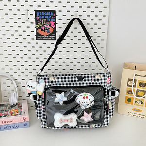 Bolsa de Mensajero Transparente de Estilo Japonés con Diseño de Anime a Cuadros, para Exhibir Pines, Pegatinas y Coleccionables - Product Image 3