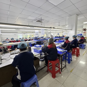 <span class=keywords><strong>Pinceau</strong></span> de fond de teint à <span class=keywords><strong>double</strong></span> extrémité en gros d'usine <span class=keywords><strong>Pinceau</strong></span> de <span class=keywords><strong>maquillage</strong></span> à manche en bois noir avec pointe en éponge - Product Image 6