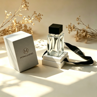 Boîte d'emballage de parfum blanche, boîte de flacon de parfum vide simple et élégante inspirée de l'INS, boîte cadeau haut de gamme parfaite pour offrir en cadeau