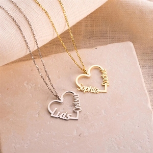 Collana con Ciondolo a Cuore Personalizzata con 2 <span class=keywords><strong>Nomi</strong></span> in Acciaio Inossidabile Placcato Oro 18K, Catena Minimalista, Regalo di Natale per Fidanzata - Product Image 1