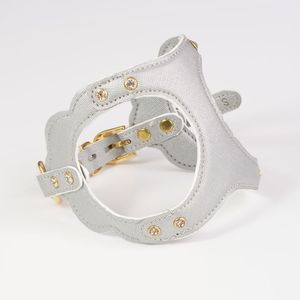 Arnés de cuero vegano cómodo para perros, transpirable y acolchado, con tira reflectante para mayor seguridad, tamaño personalizado. - Product Image 4
