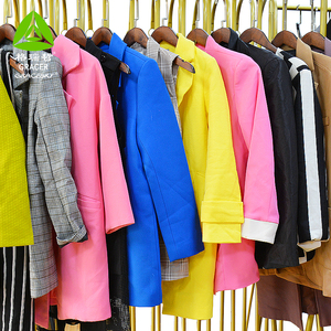 Cappotto Invernale da <span class=keywords><strong>Donna</strong></span>, Abbigliamento Usato di Marca, <span class=keywords><strong>Vestiti</strong></span> di Seconda Mano dalla Malesia - Product Image 2