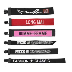 Nhà Máy Cao Su Webbing Zip Puller Thiết Kế Tùy Chỉnh Logo Dệt Dây Kéo Puller - Product Image 5