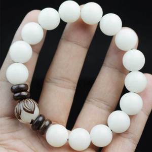 สร้อยข้อมือหยกขาว 18 มม. ลายดอกไม้ทรงกลม สำหรับทุกเพศ สวมใส่ได้ทุกวัน เครื่องประดับสะสมทางวัฒนธรรม - Product Image 2