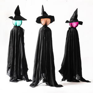 Set Completo di Tre <span class=keywords><strong>Streghe</strong></span> Luminose Colorate che si Tengono per Mano, Decorazione per un'Atmosfera Spettrale di Halloween, Bestseller Transfrontaliero - Product Image 2