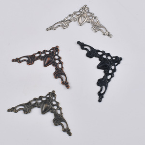 Hollowed Out Triangular Metal Decorations Antique Bronze Red Bronze <b>Silver</b> Black Carbon Steel For Gift Box Packaging Decoration - Product Image 2