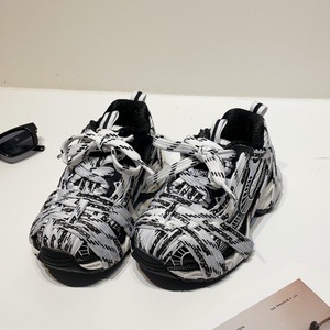 Zapatos Infantiles Personalizados TBS de Alta Calidad, Estilo 2025, Estampado Moderno, Marca de Moda, <span class=keywords><strong>Zapatillas</strong></span> Deportivas Gruesas de Diseñador para Niños - Product Image 4