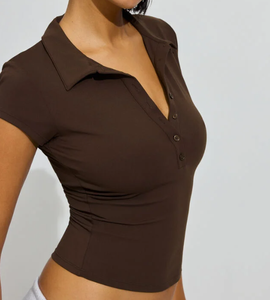 À la mode Logo personnalisé impression couleur unie plaine <span class=keywords><strong>femmes</strong></span> Polo col en V à <span class=keywords><strong>manches</strong></span> <span class=keywords><strong>courtes</strong></span> polo hauts coton doux respirant t-shirt - Product Image 5