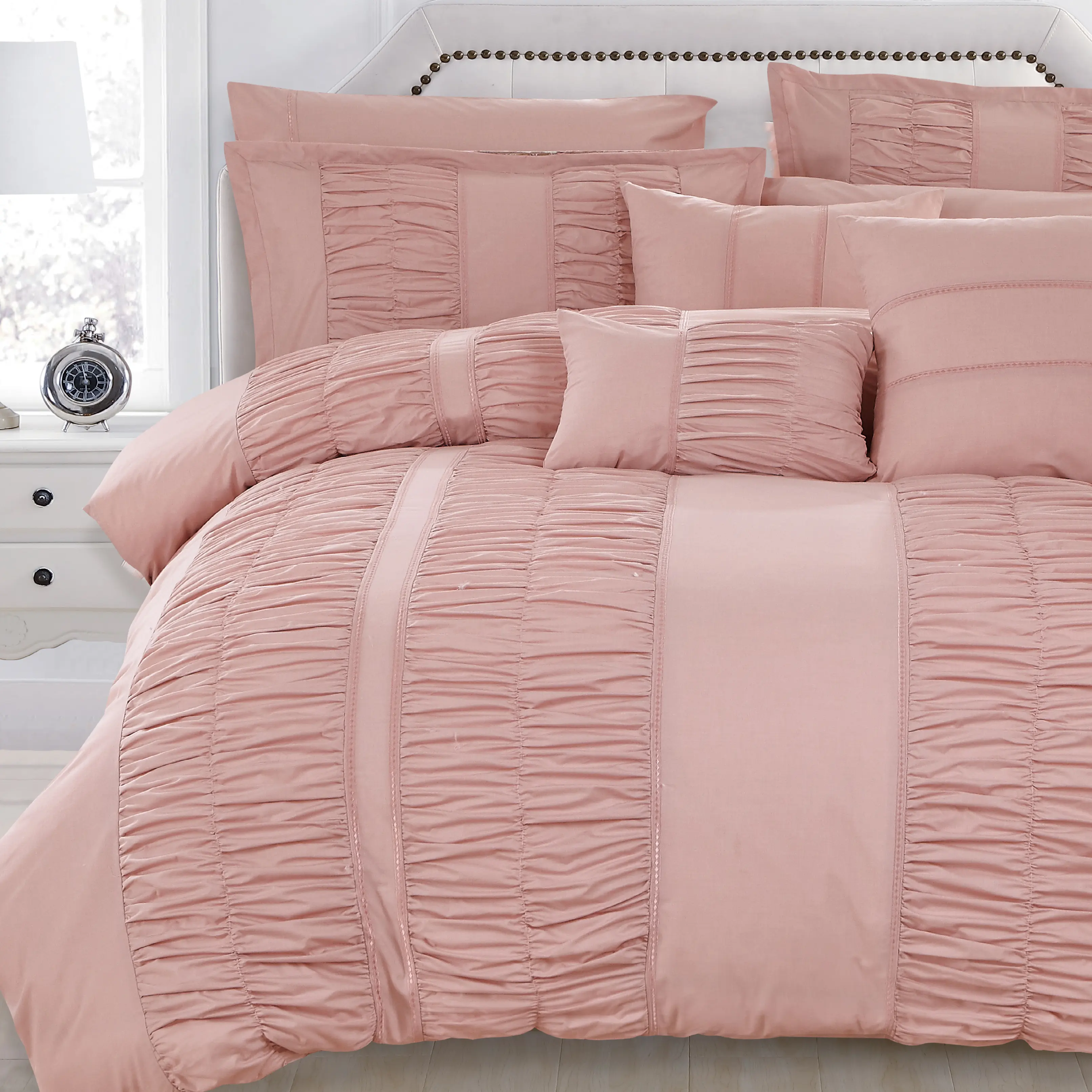 Wholesale Comforter Sets Bedding Jacquard Luxury Microfiber Queen Fold Bed Comforter