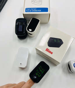 Oxímetro <span class=keywords><strong>de</strong></span> Pulso <span class=keywords><strong>de</strong></span> <span class=keywords><strong>Dedo</strong></span> <span class=keywords><strong>de</strong></span> Bajo <span class=keywords><strong>Precio</strong></span> para el Cuidado <span class=keywords><strong>de</strong></span> la Salud, con Clip Sensible para Dedos - Product Image 6