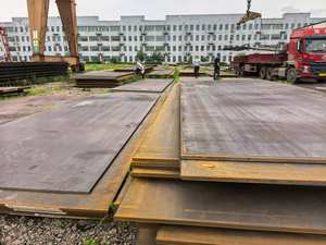 Vendite dirette della fabbrica della Cina Q195 Q215 Q235 Q275 ecc. Piastra in acciaio semplice utilizzata per rinforzare strutture in calcestruzzo per autostrade - Product Image 4