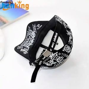 <b>Men's</b> Sports Graffiti Personality Baseball <b>Cap</b> <b>Men</b> and Women Casual Wild <b>Black</b> Woven Shade Curved Eaves Denim <b>Cap</b> J0078 - Product Image 4