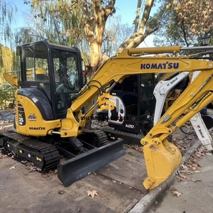 Excavadora Komatsu PC35MR 3.5T Usada: Perfecta para Trabajos Compactos de Demolición y Excavación - Product Image 1