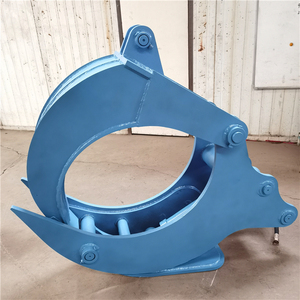 Extracteur de souches d'arbres hydraulique pour excavatrice, destiné à l'extraction des racines et des souches d'arbres dans les projets agricoles et forestiers. - Product Image 1