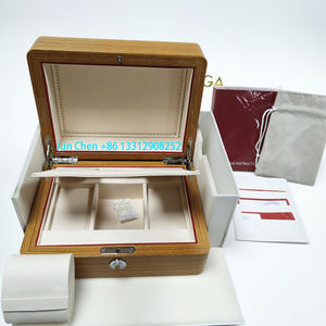 Luxury Wooden Single Watch <strong>Boxes</strong> with Big Size for Display International Beautiful Brand Watch Cases with <strong>Silver</strong> Button - Product Image 3