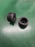 Insert de tube en caoutchouc côtelé noir JMK avec bouchon de tuyau à trou central pour équipement de fitness, modèle PL01 31.5x18
