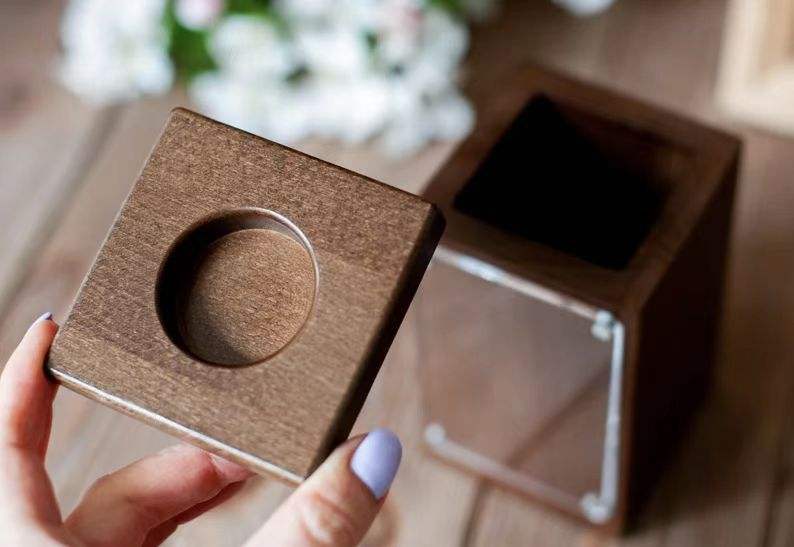 สีน้ำตาล