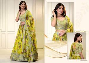 Lehenga Choli moderne pour femme en organza jaune à motifs floraux scintillants, imprimés multicolores élégants, paillettes chatoyantes, séchage rapide, toutes saisons, Diwali - Product Image 4