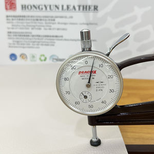 Cuero Sintético <span class=keywords><strong>de</strong></span> PVC con Textura <span class=keywords><strong>de</strong></span> Lichi, Resistente a la Abrasión, Antiaceite e Impermeable, en Color Personalizado, para Bolsos - Product Image 5