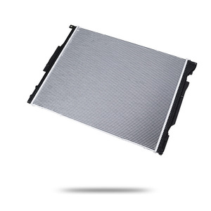 หม้อน้ำ BMW ซีรีส์ 3 F30 รุ่น 17118652495 อะไหล่ทดแทนใหม่สำหรับระบบระบายความร้อนรถยนต์ - Product Image 2