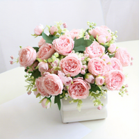 Bouquet de roses artificielles réalistes et parfumées en plastique souple pour mariage, style naturel moderne haute simulation, idéal pour l'exportation transfrontalière